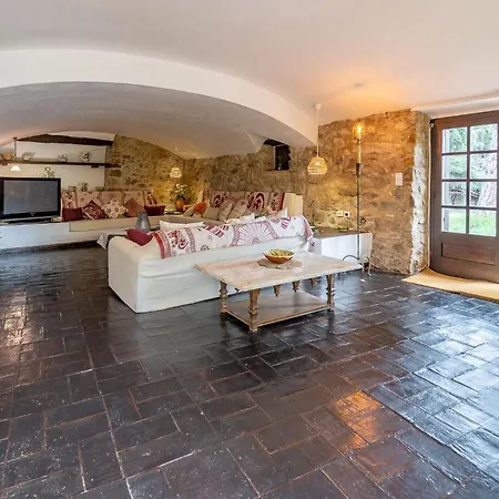 Masia Marco Lux, Ideal Familias Con Gran Zona Exterior Y Piscina * Llagostera