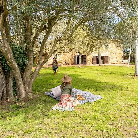 Masia Marco Lux, Ideal Familias Con Gran Zona Exterior Y Piscina Llagostera